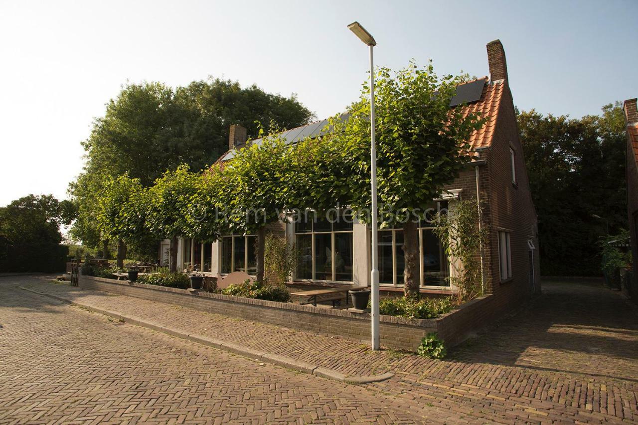 Tilias Hotel Ellewoutsdijk Exterior photo